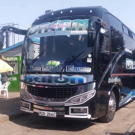 Buscar Executive coach on the Nairobi to Nakuru route
